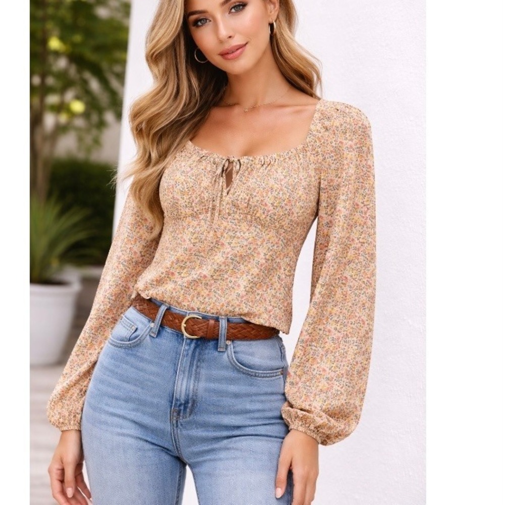 Sienna Sky Beige Floral Smocked Crop Top Womens Small